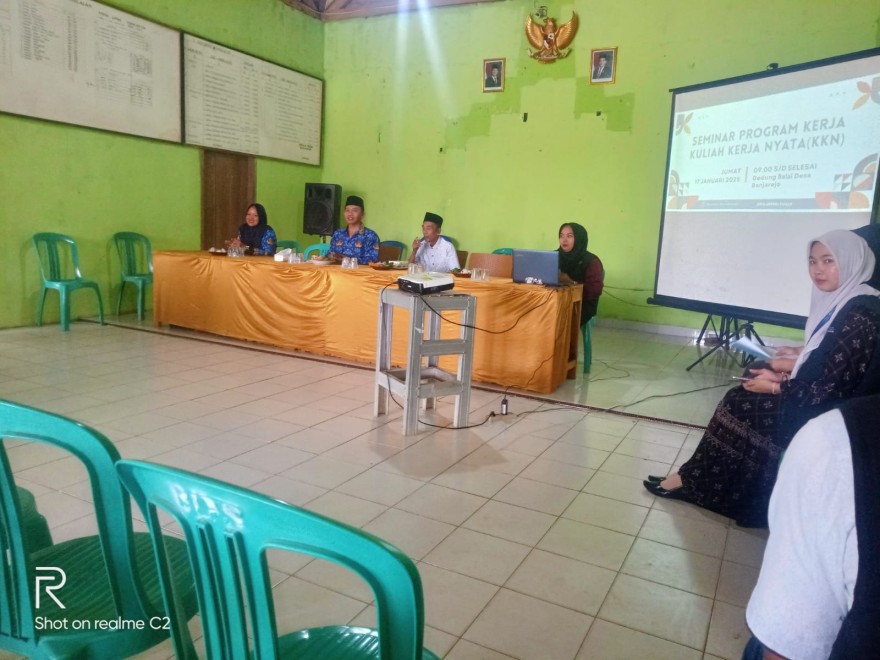 SERAH TERIMA MAHASISWA KKN UNIVERSITAS MUHAMMADIYAH PRINGSEWU DI PEKON BANJAREJO